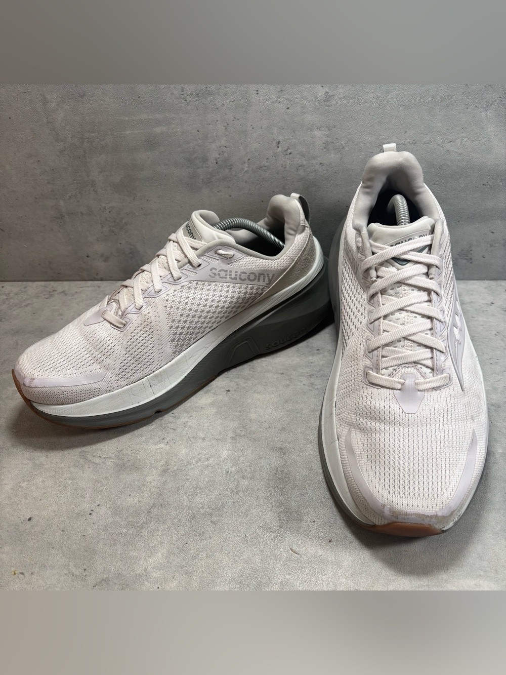 Saucony Guide 17 Men's Size 11 White Grey Shoes Running Sneakers S20936-244